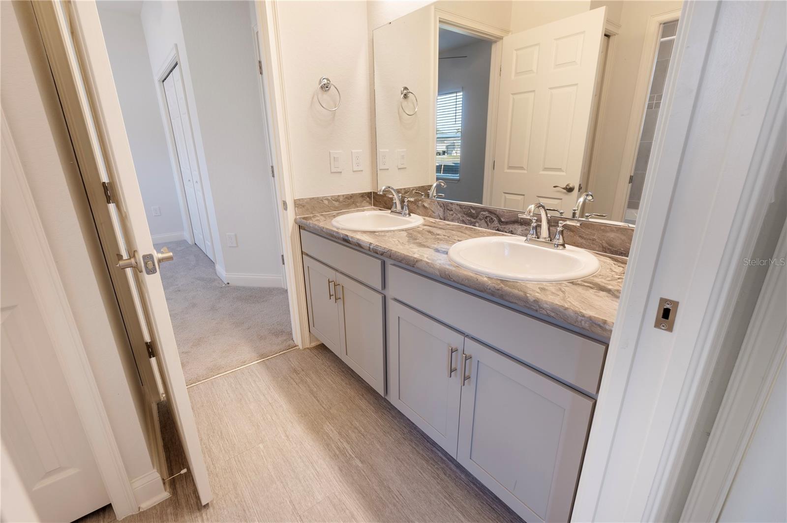 Image 16 of 20 For 1348 Melrose Street