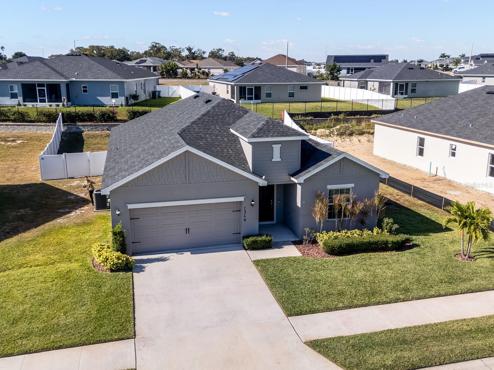 Image 4 of 20 For 1348 Melrose Street