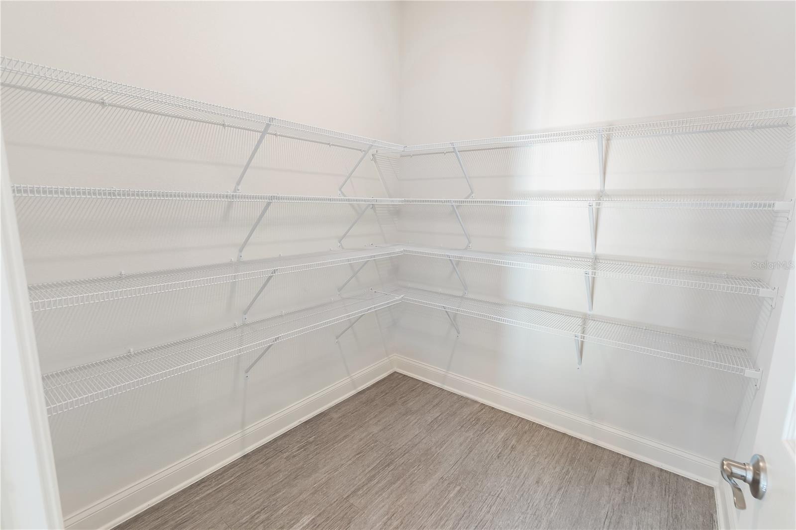 Image 7 of 20 For 1348 Melrose Street