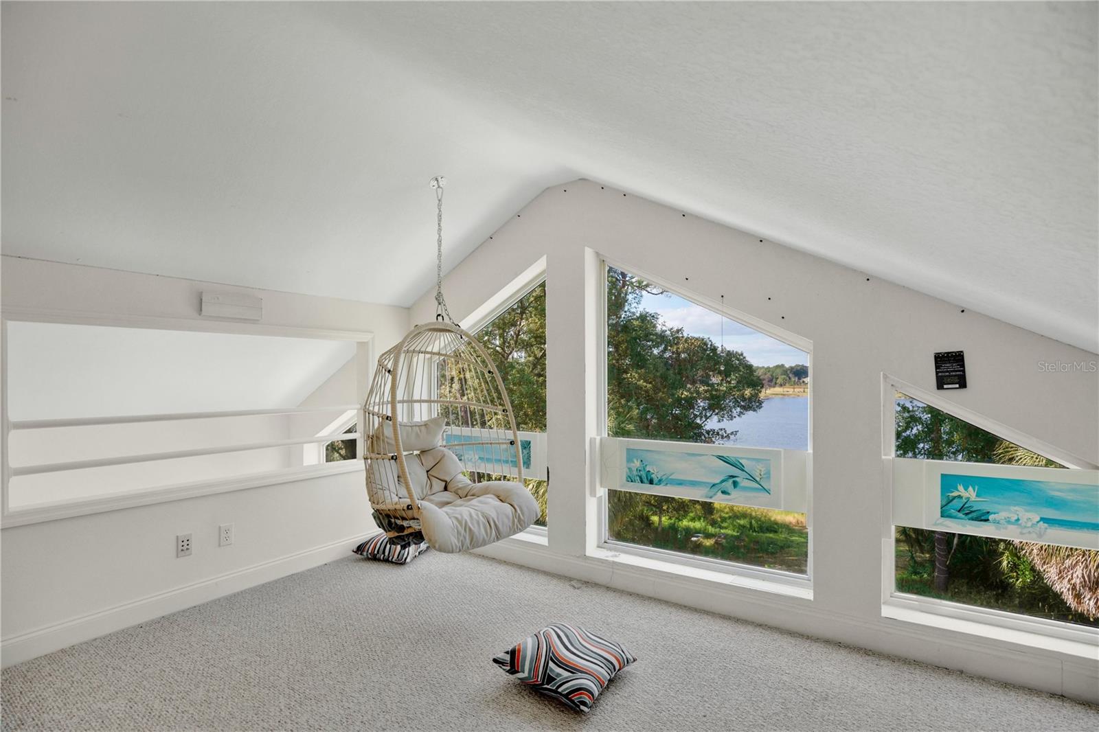 Image 26 of 67 For 9 Stone Gate N