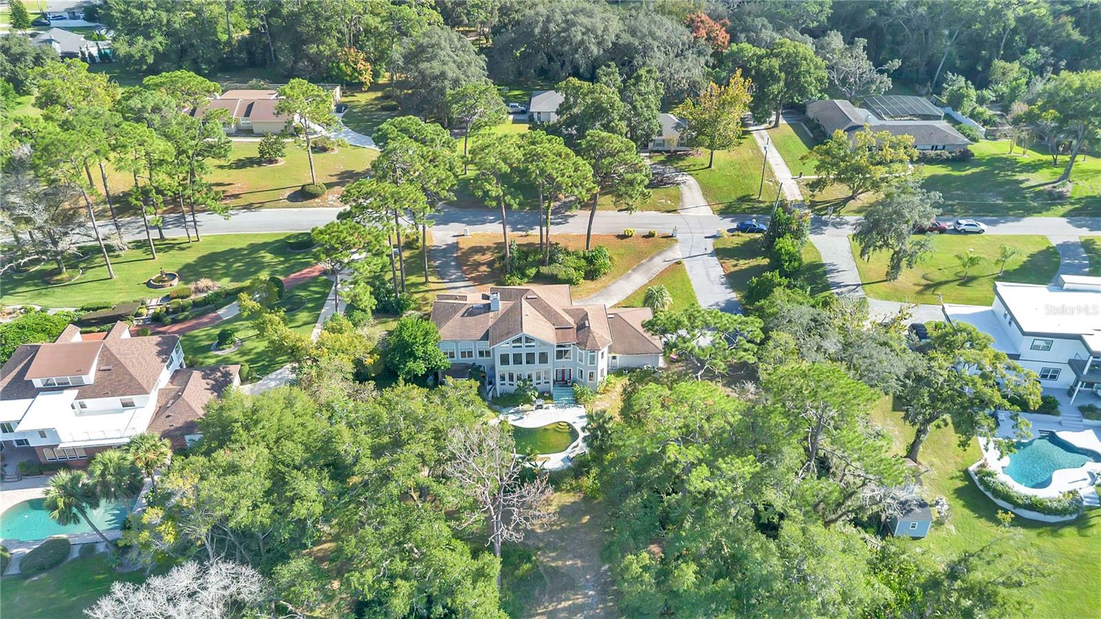 Image 52 of 67 For 9 Stone Gate N