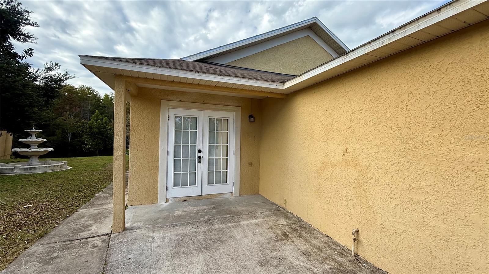 Image 17 of 20 For 2413 Sonja Court