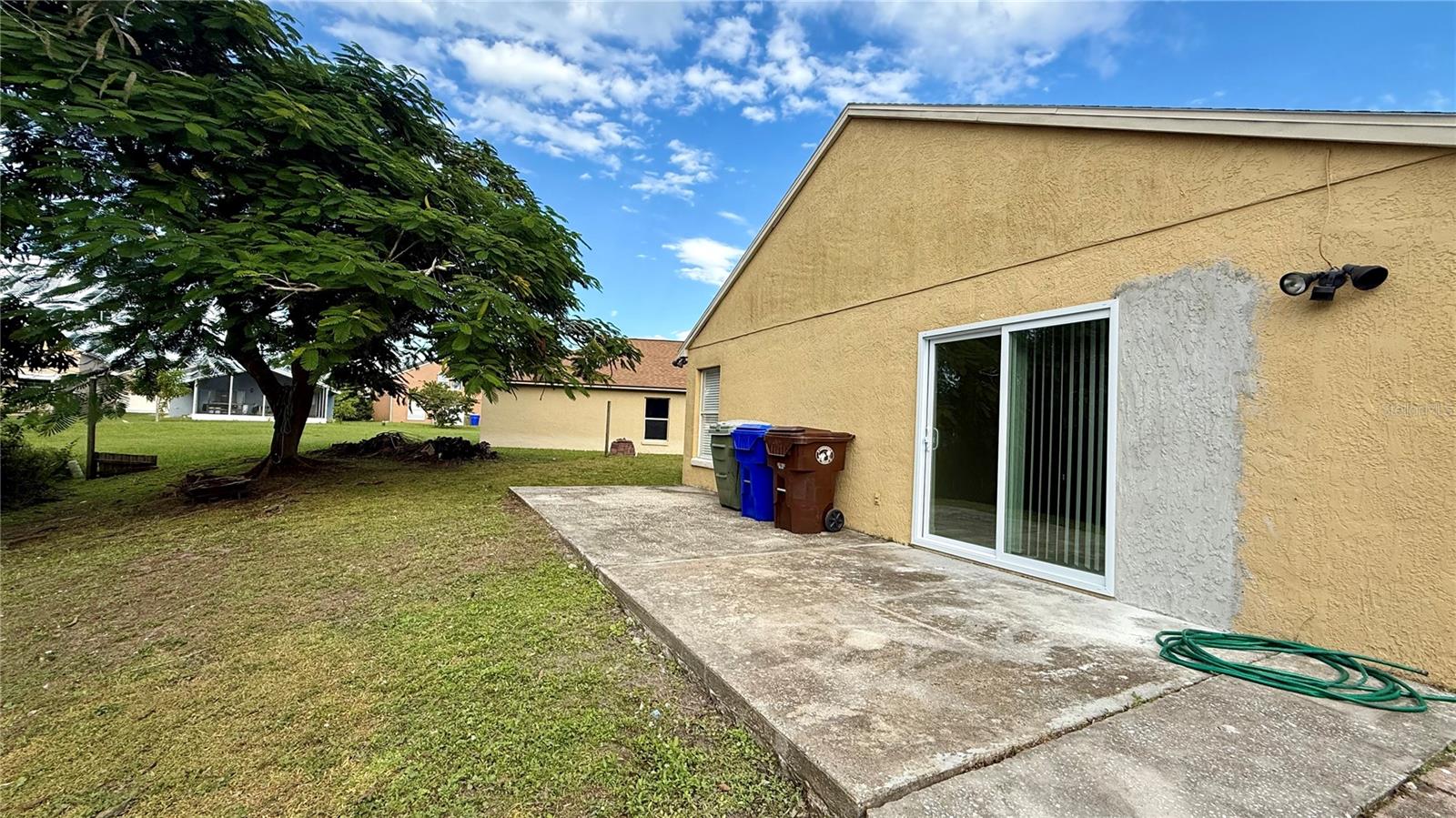 Image 18 of 20 For 2413 Sonja Court