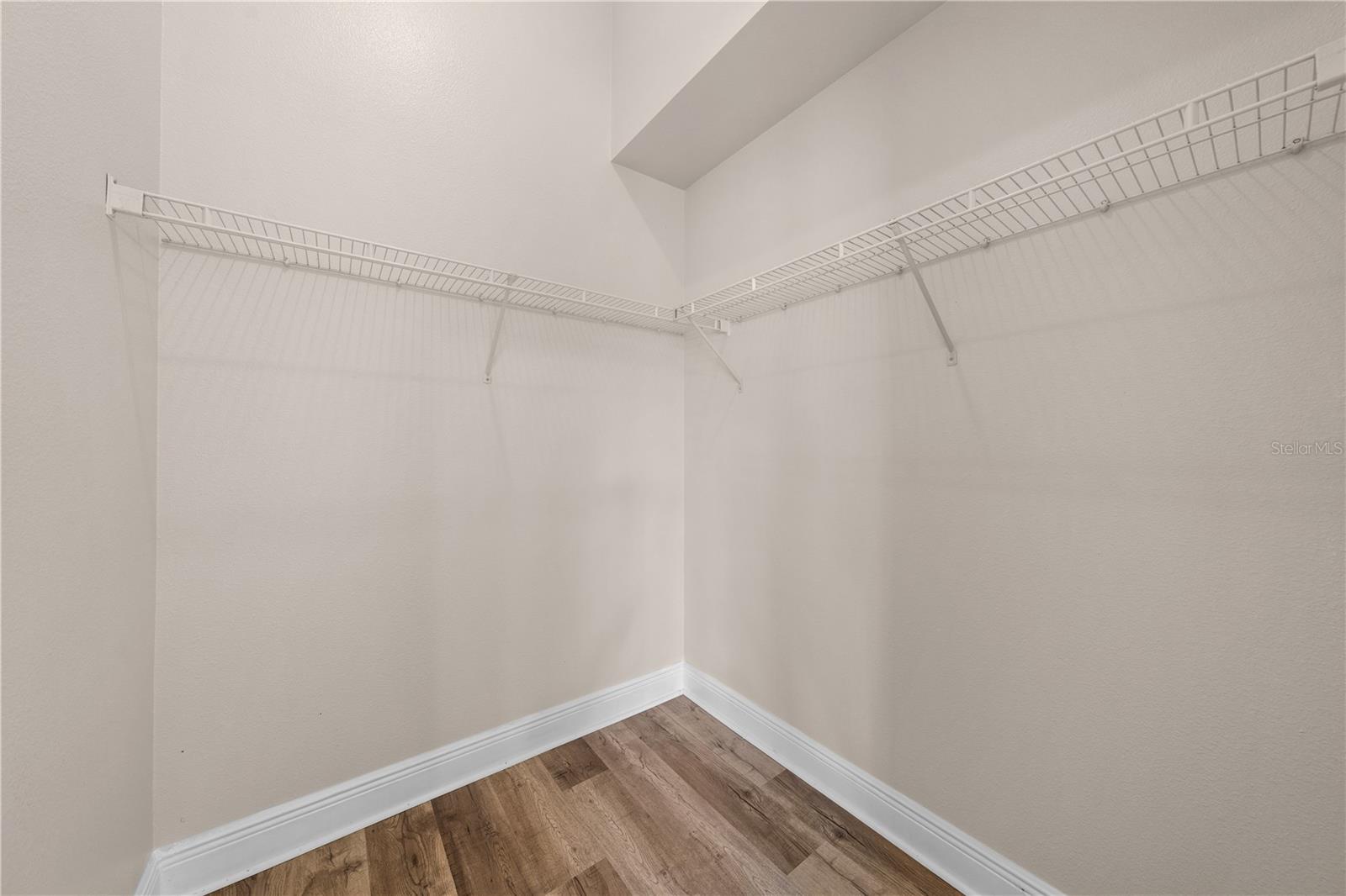 Image 22 of 39 For 2413 Sonja Court