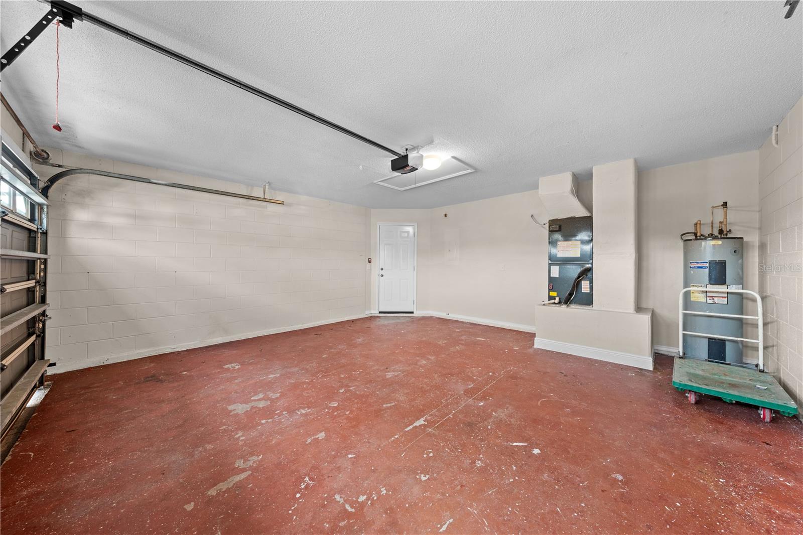 Image 30 of 39 For 2413 Sonja Court