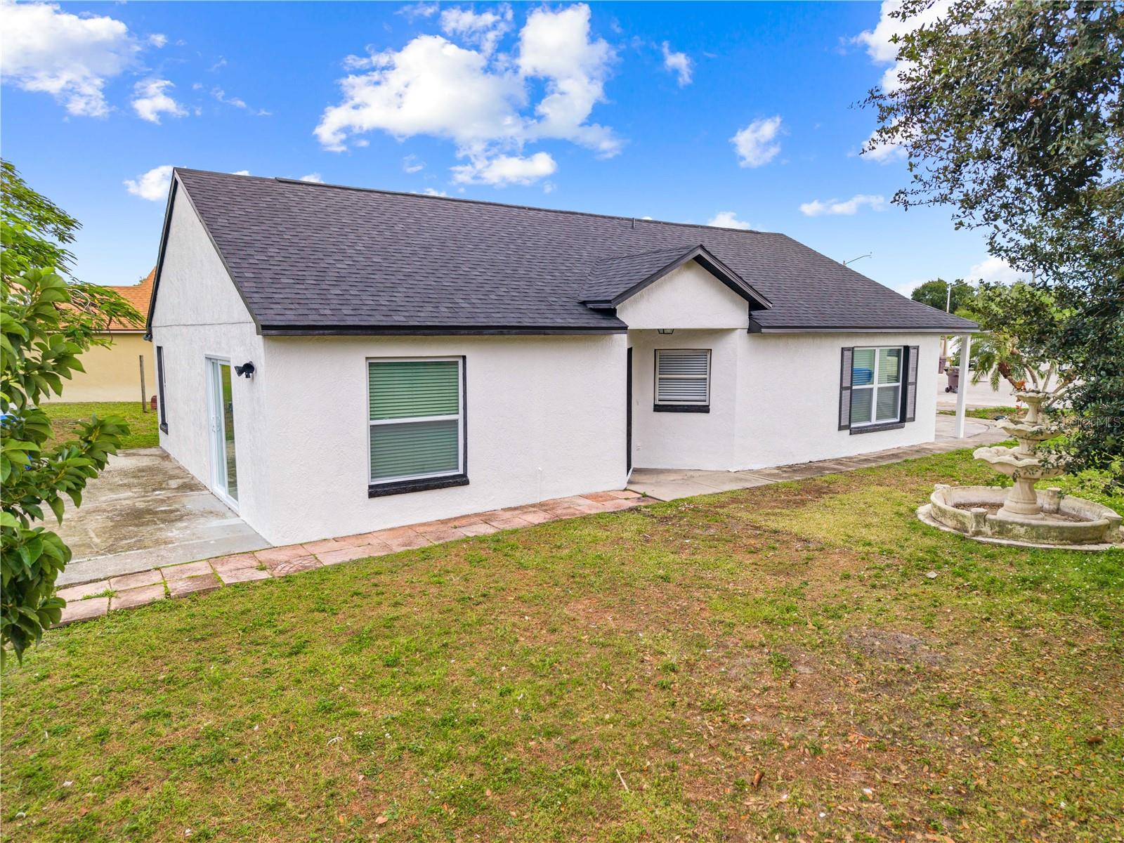 Image 31 of 39 For 2413 Sonja Court