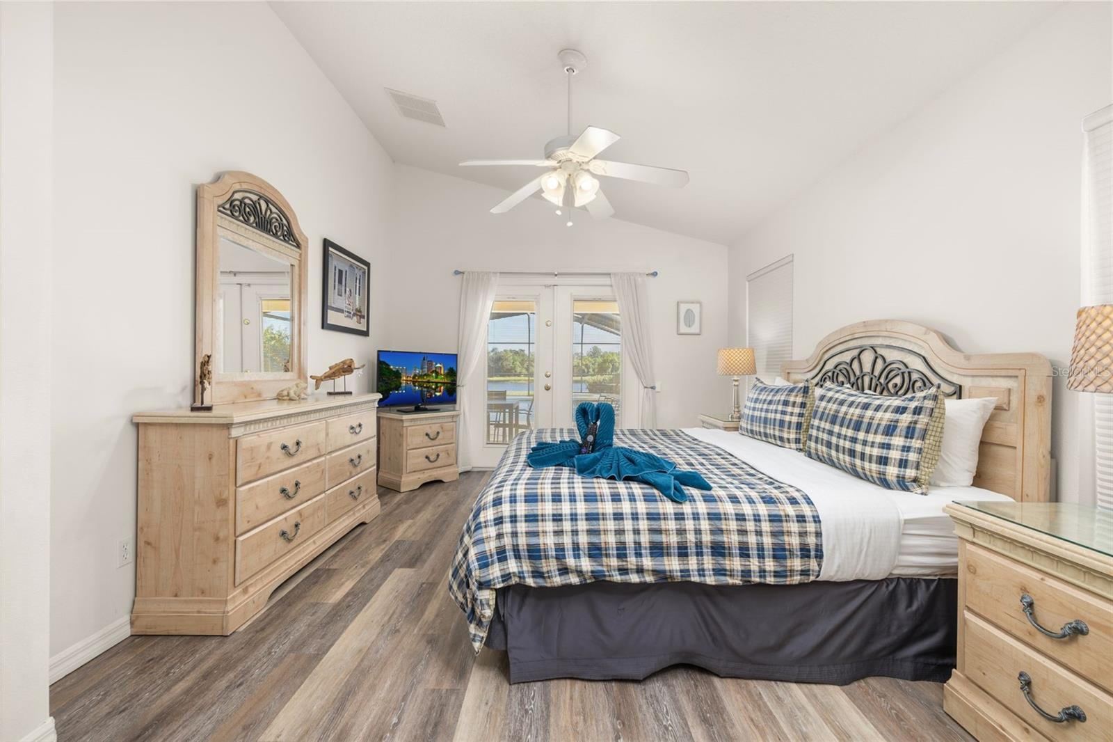 Image 12 of 85 For 16313 Egret Hill Street