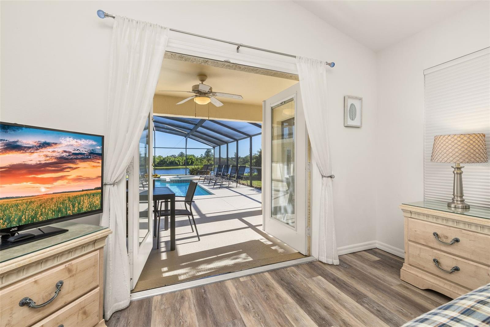 Image 14 of 85 For 16313 Egret Hill Street