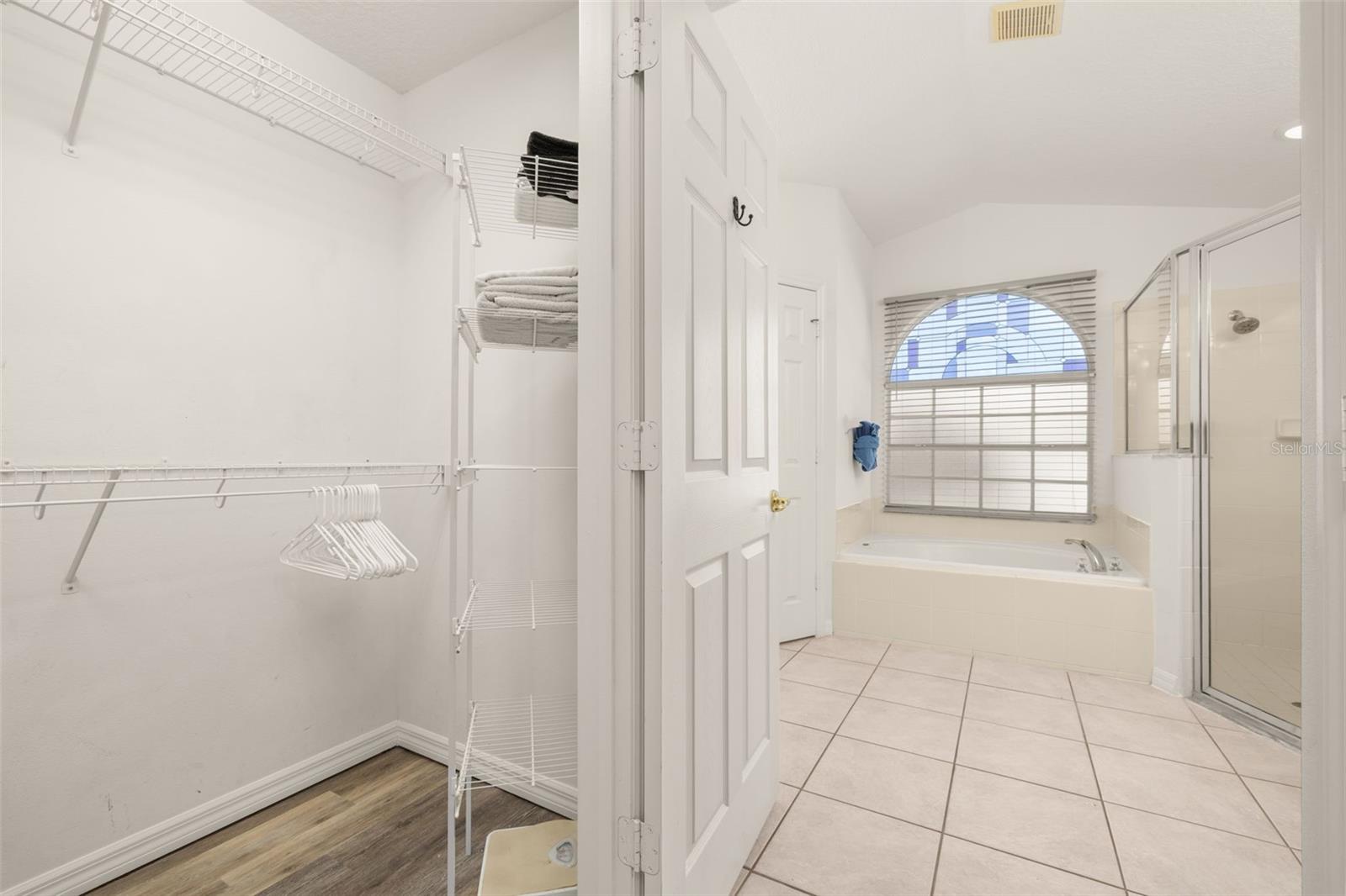 Image 17 of 85 For 16313 Egret Hill Street