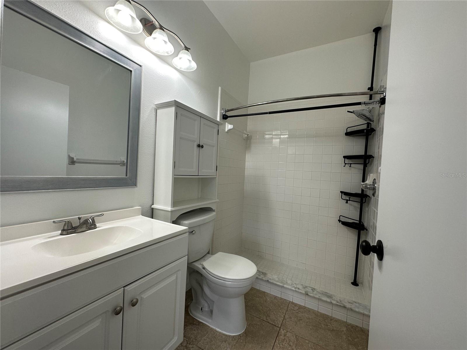 Image 25 of 39 For 14572 Laguna Beach Circle