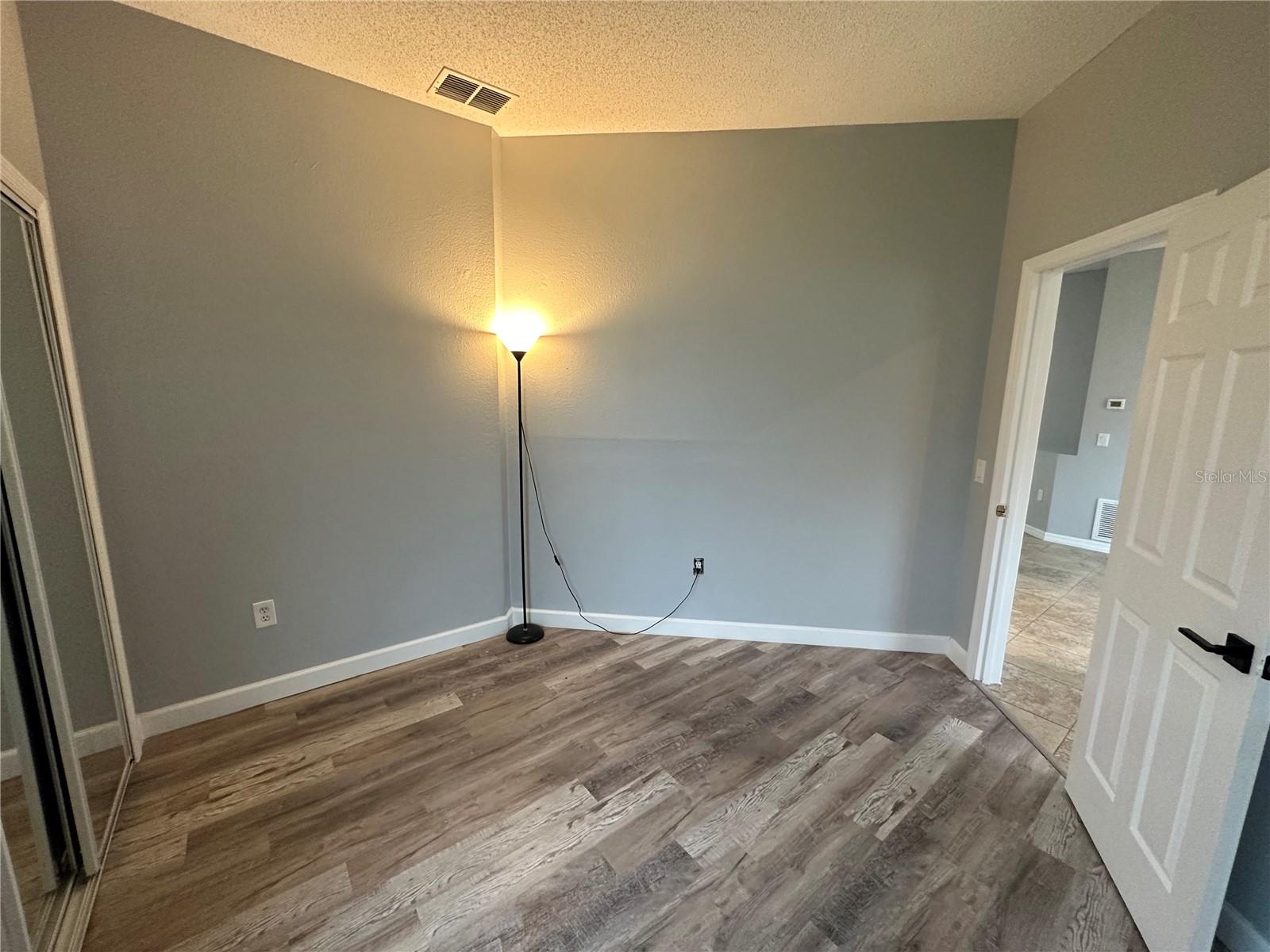 Image 32 of 39 For 14572 Laguna Beach Circle