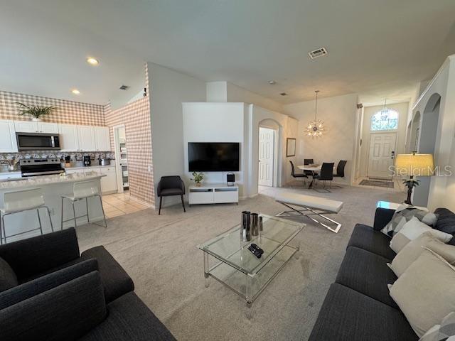 Image 4 of 35 For 8212 Fan Palm Way