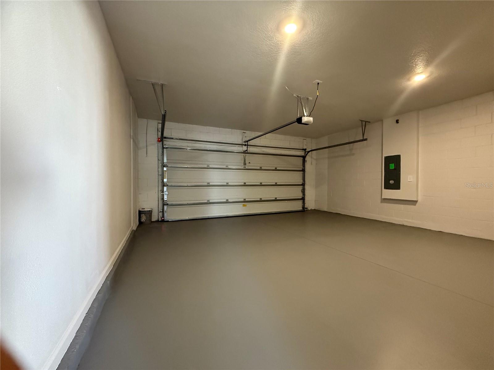 Image 20 of 22 For 3467 Howell Drive