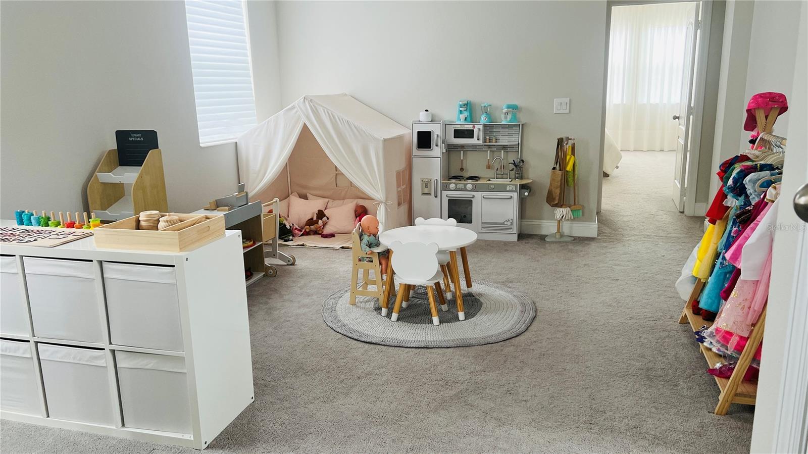 Image 67 of 77 For 13706 Werrington Drive