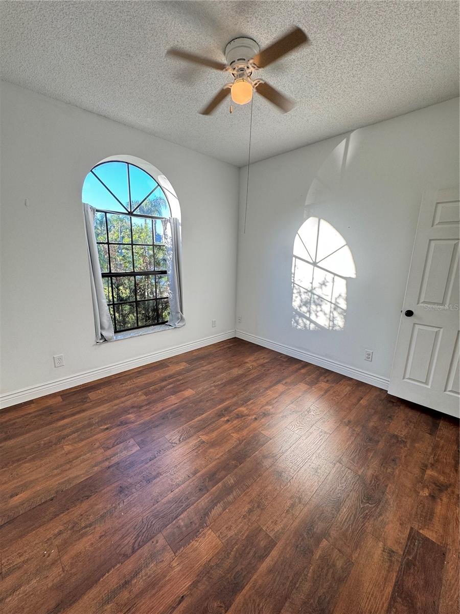 Image 11 of 25 For 1027 Whittier Circle