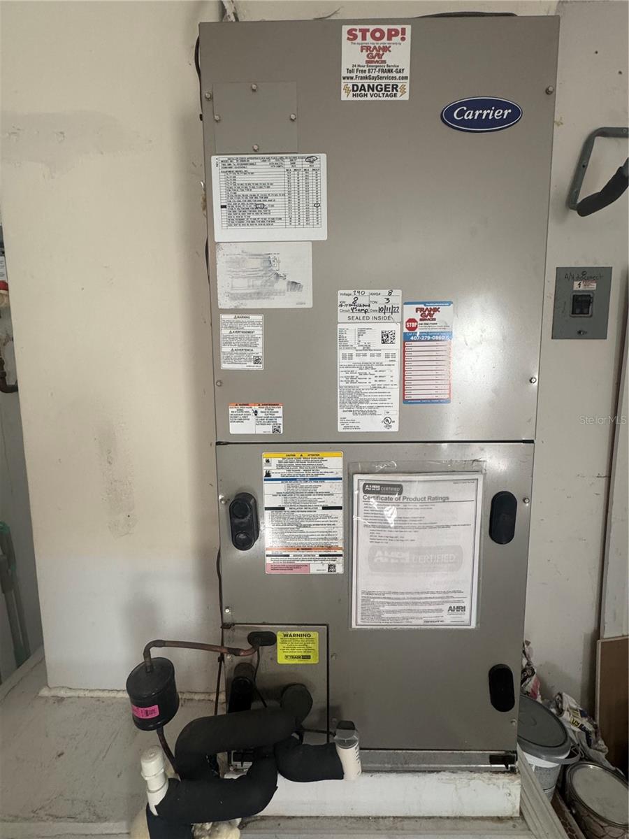 Image 23 of 25 For 1027 Whittier Circle