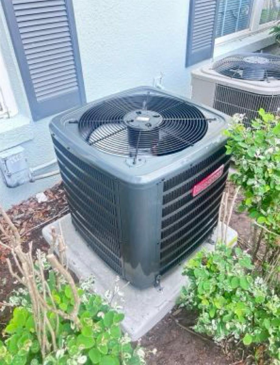 Image 24 of 25 For 1027 Whittier Circle