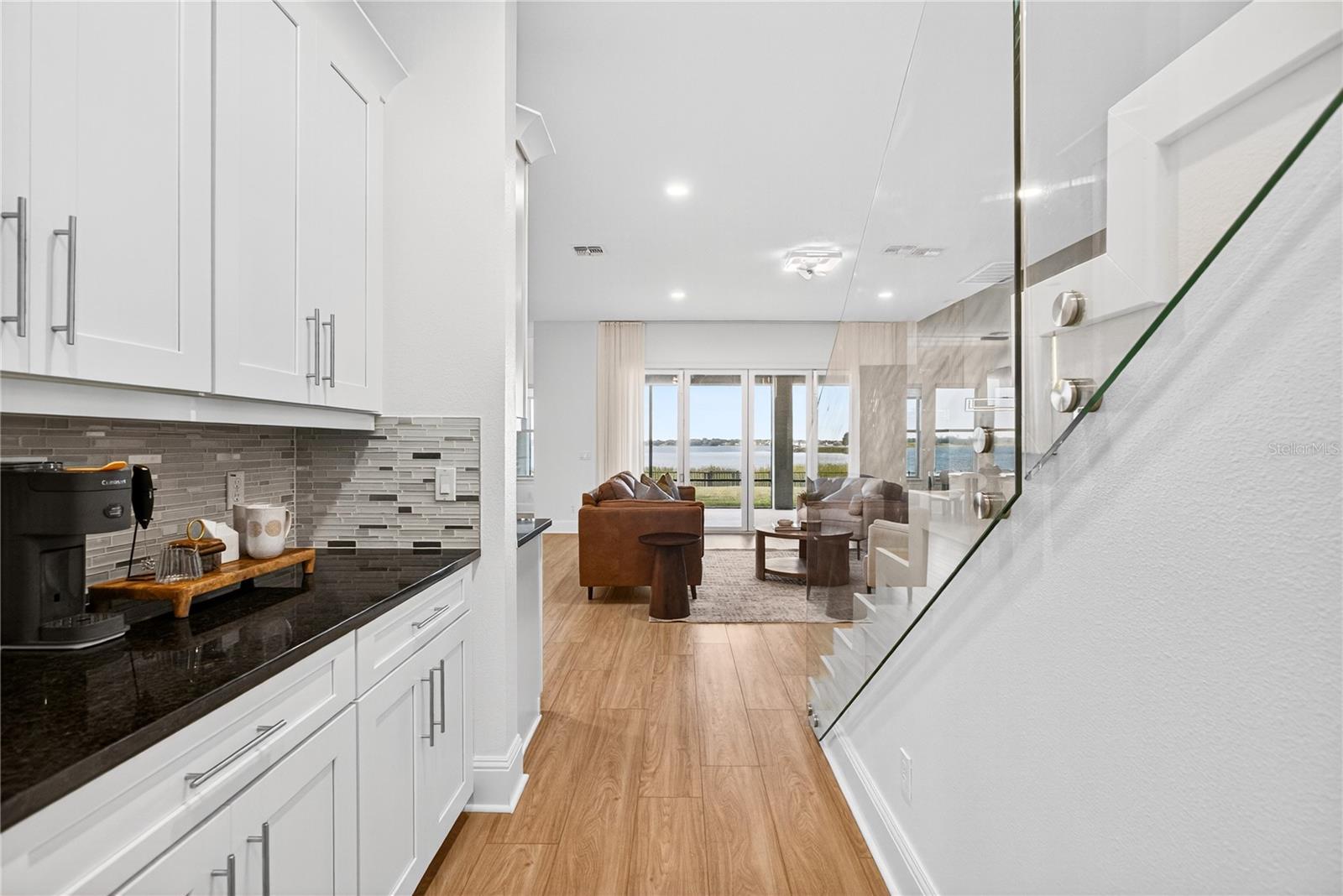 Image 15 of 100 For 16689 Broadwater Avenue