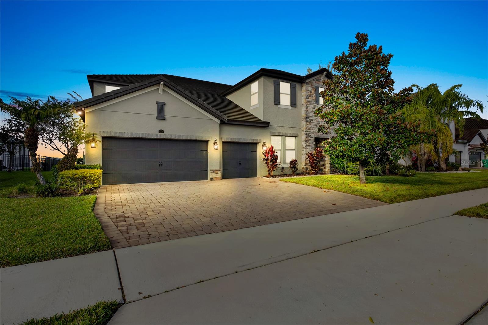 Image 2 of 100 For 16689 Broadwater Avenue