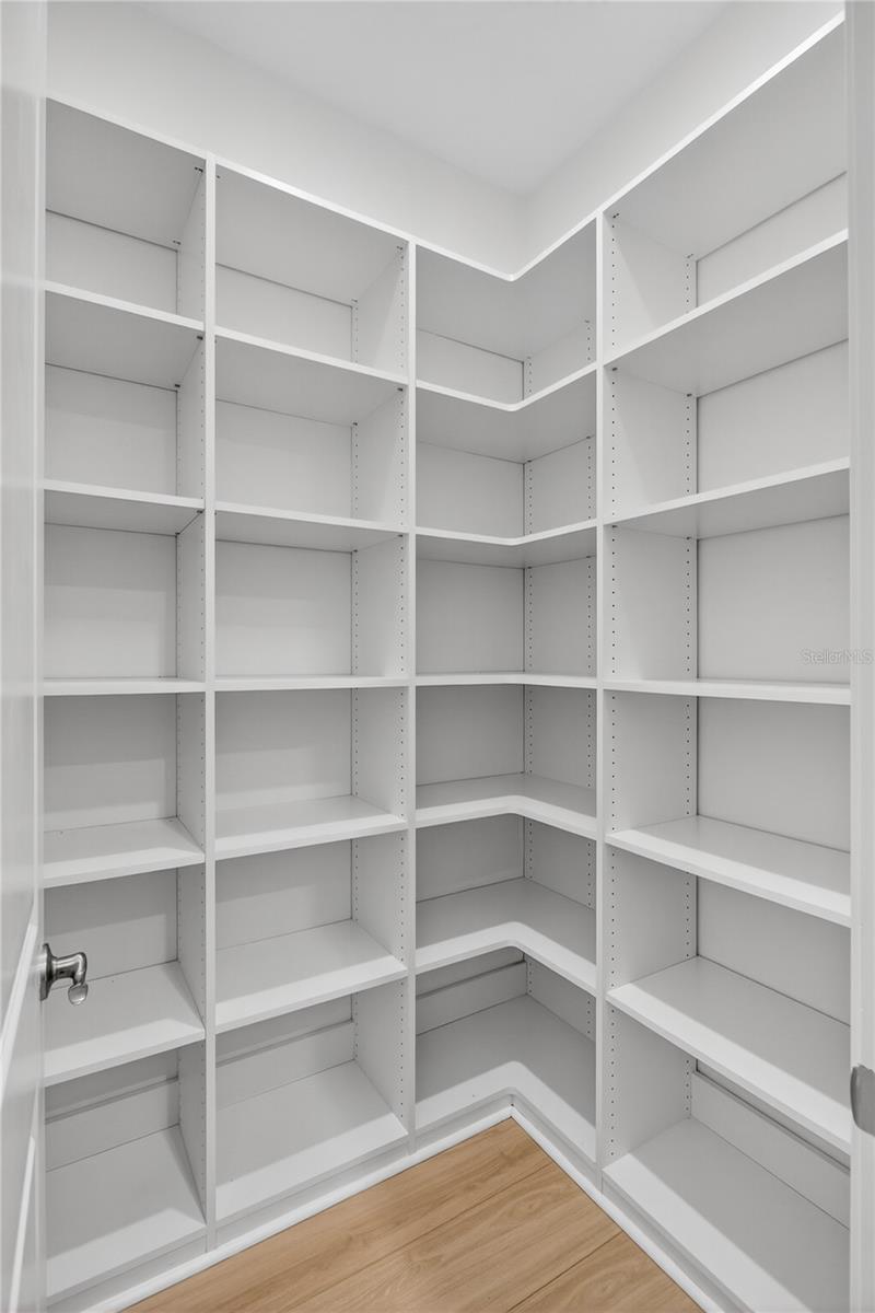 Image 26 of 100 For 16689 Broadwater Avenue