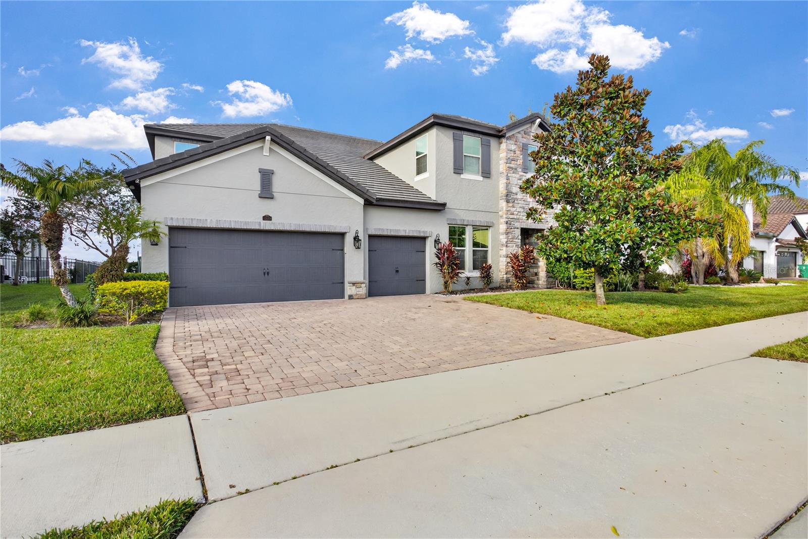 Image 3 of 100 For 16689 Broadwater Avenue