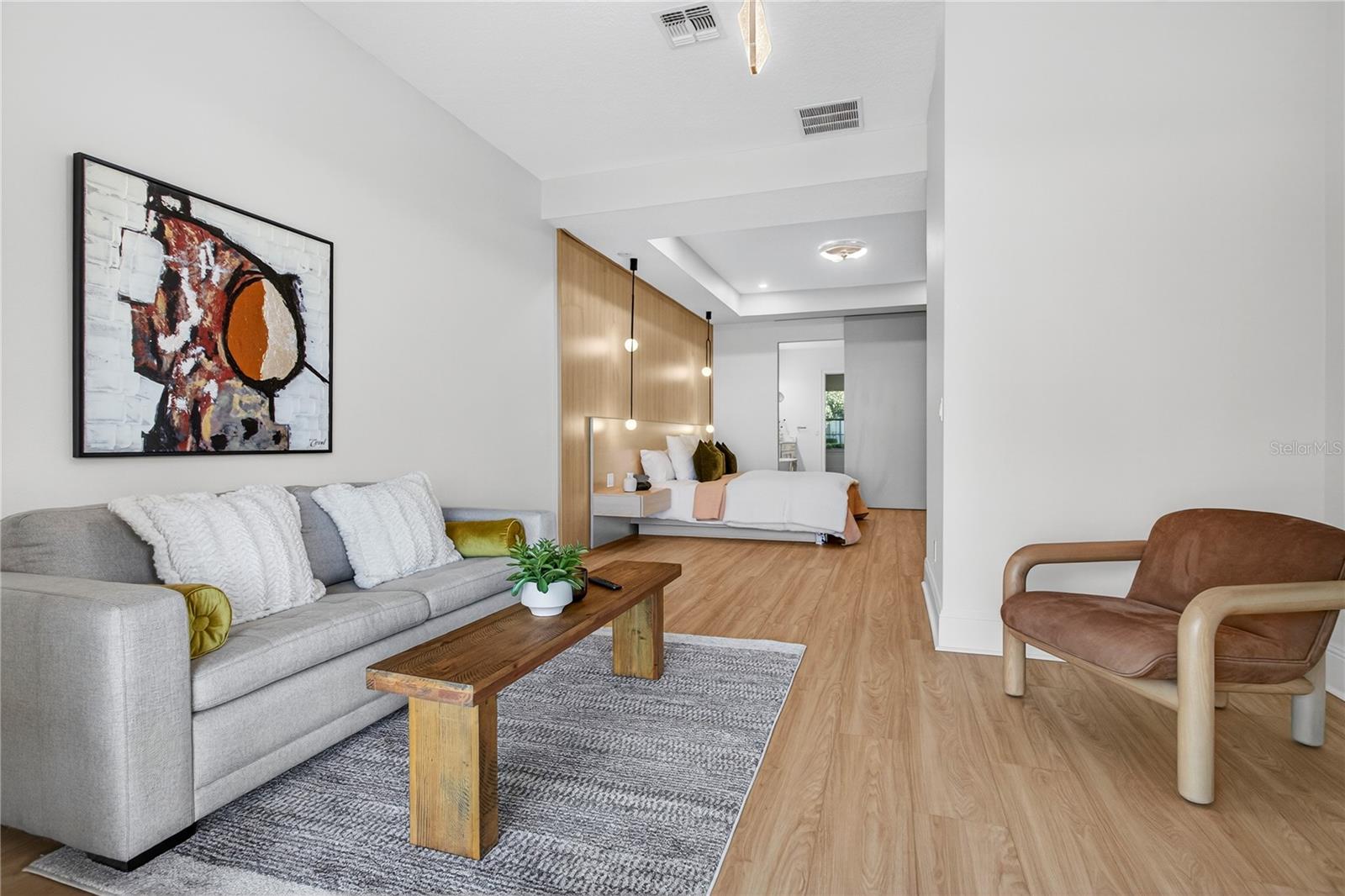 Image 36 of 100 For 16689 Broadwater Avenue