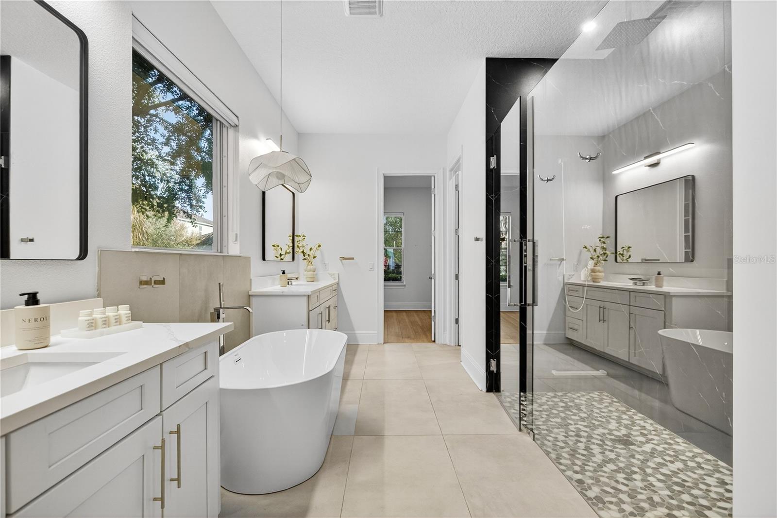 Image 39 of 100 For 16689 Broadwater Avenue