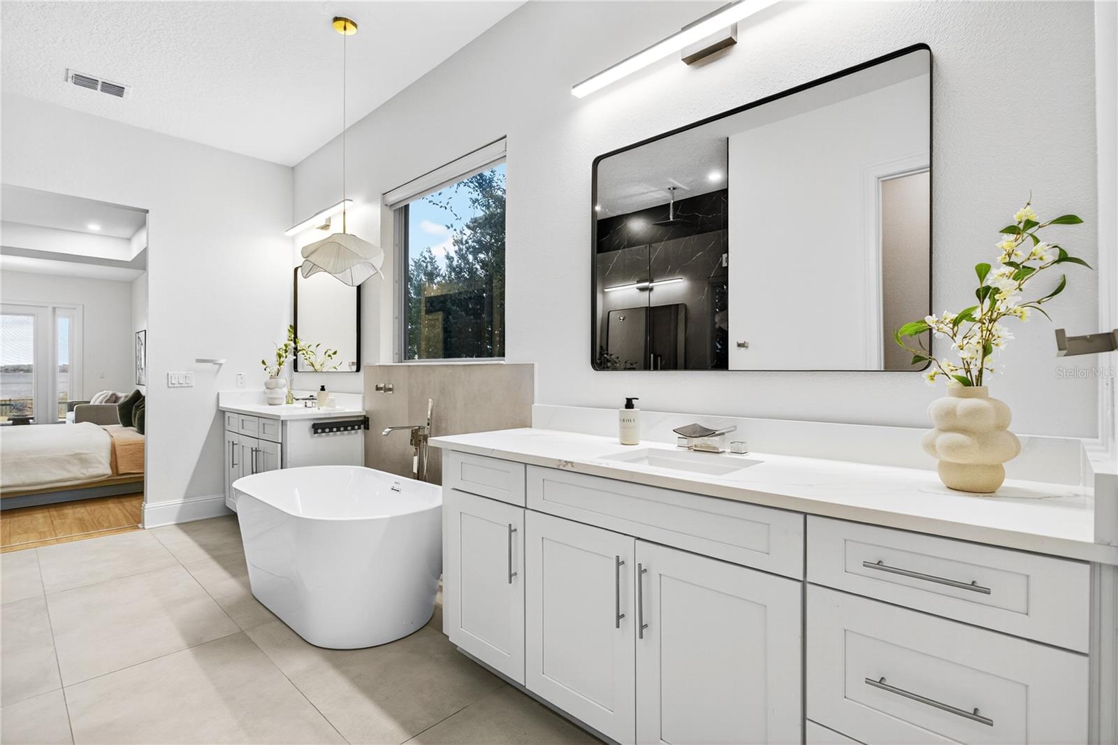 Image 43 of 100 For 16689 Broadwater Avenue