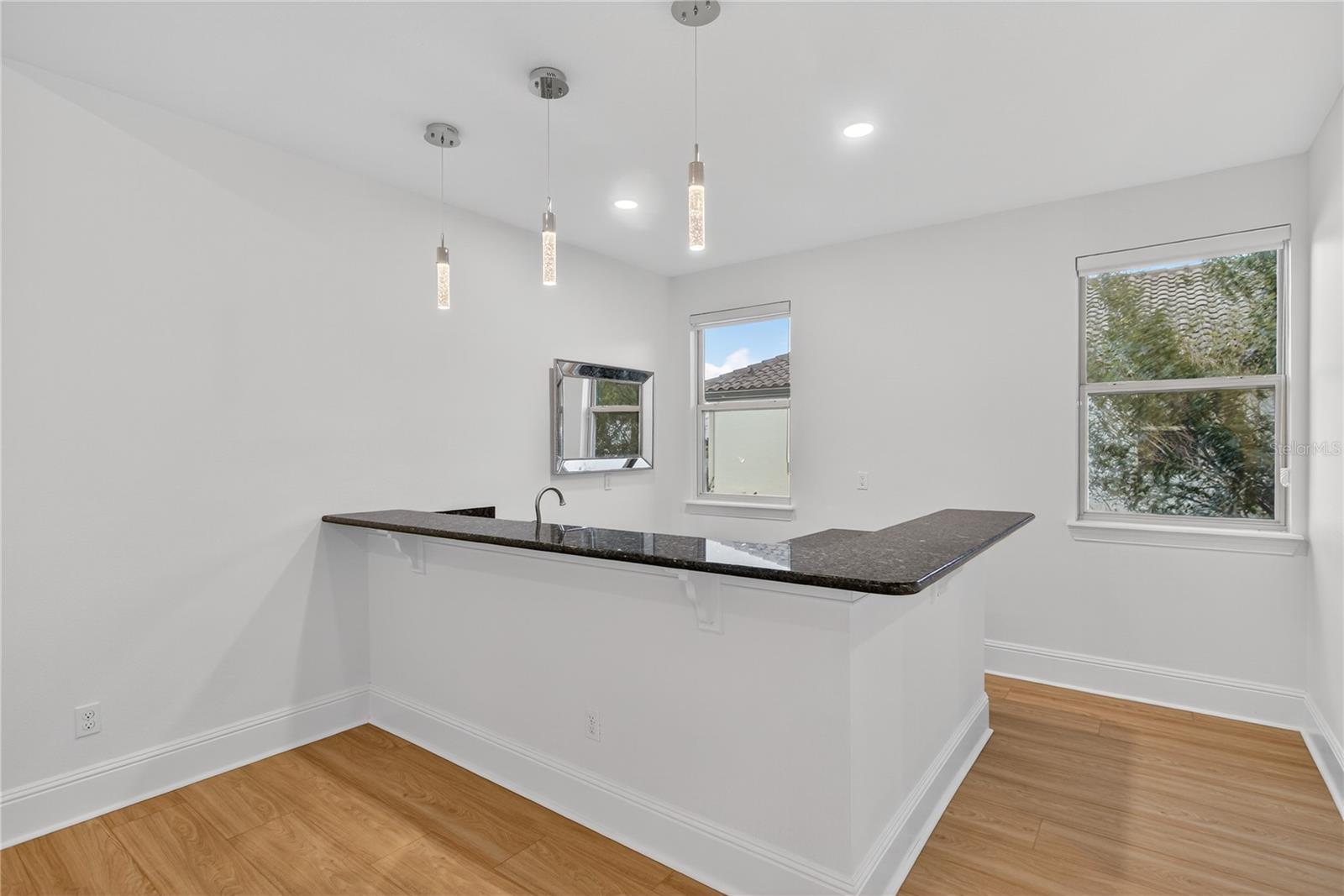 Image 49 of 100 For 16689 Broadwater Avenue