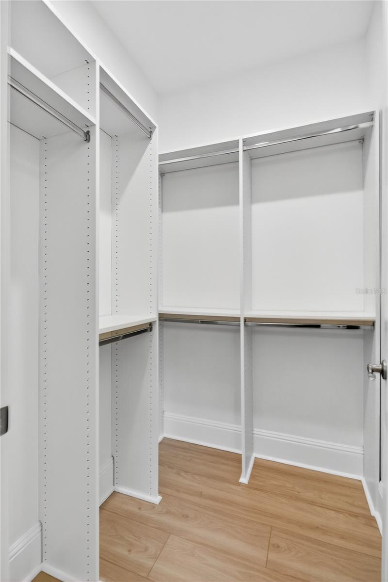 Image 76 of 100 For 16689 Broadwater Avenue