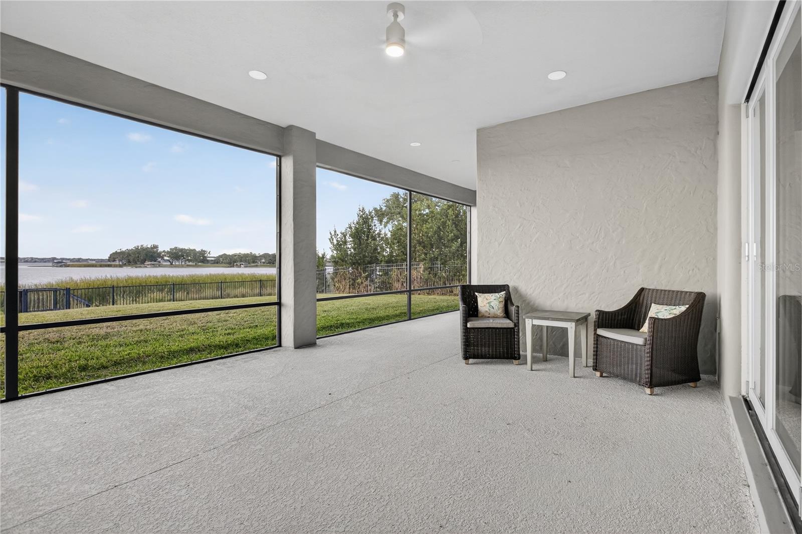 Image 92 of 100 For 16689 Broadwater Avenue