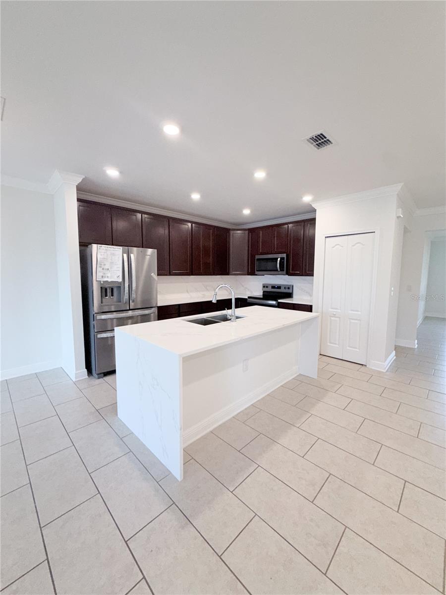 Image 13 of 28 For 12450 Fish Cove Drive