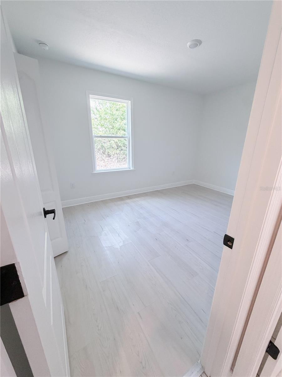 Image 24 of 28 For 12450 Fish Cove Drive