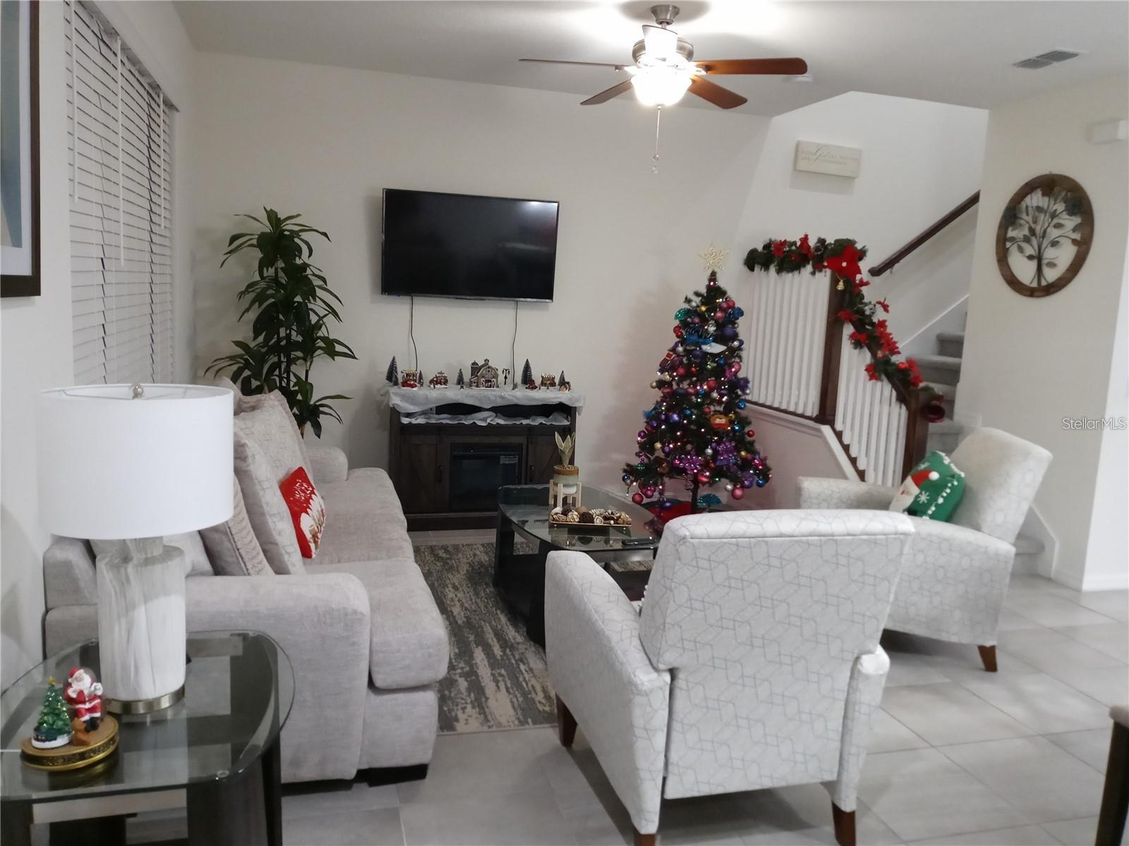 Image 3 of 26 For 2429 Varenna Loop