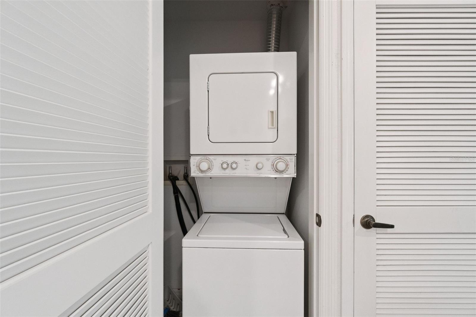 Image 19 of 59 For 2601 Gala Road S 106