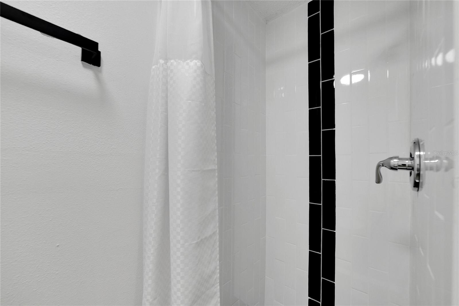 Image 30 of 66 For 11524 Newell Drive