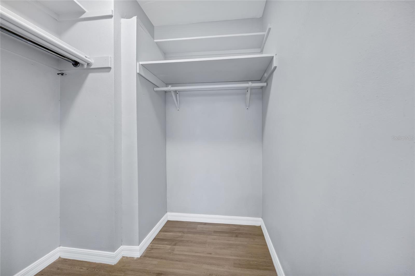 Image 10 of 14 For 2272 Kent Road