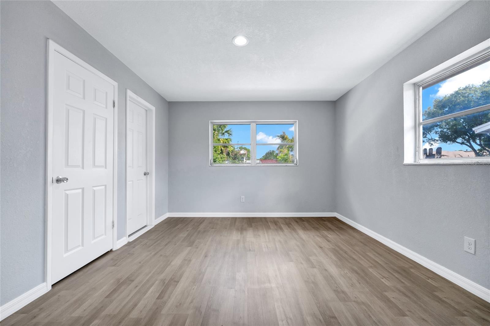 Image 9 of 14 For 2272 Kent Road