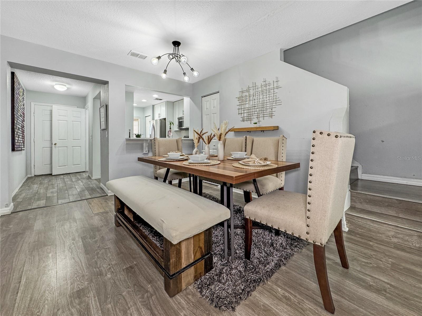 Image 4 of 30 For 5105 Staniard Drive