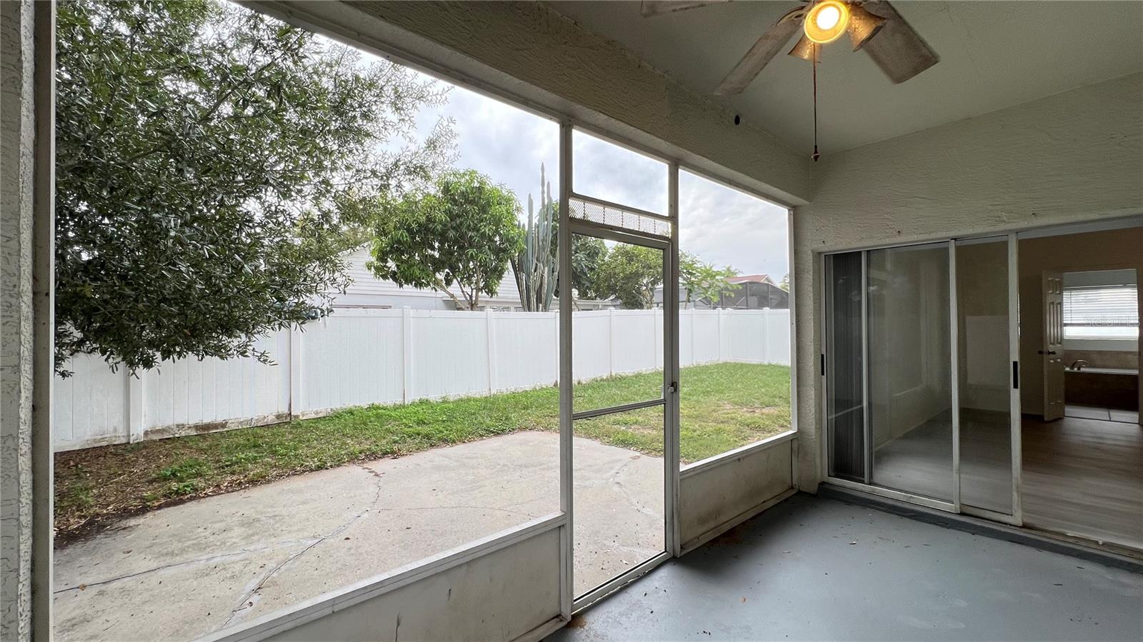 Image 27 of 31 For 123 Jaybee Avenue