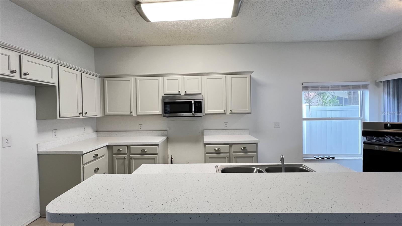 Image 29 of 31 For 123 Jaybee Avenue