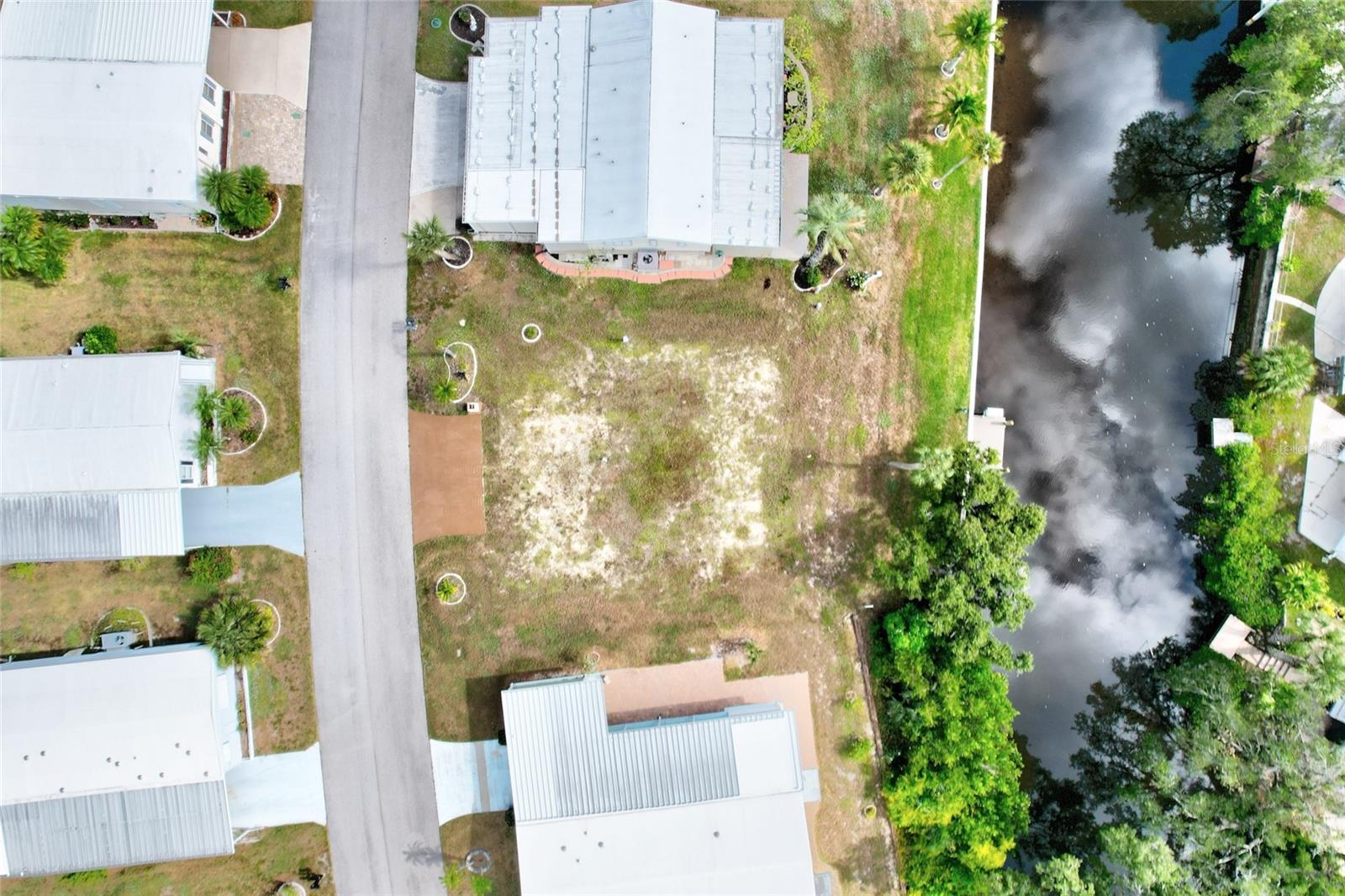 Image 6 of 12 For 65 King Arthur Drive