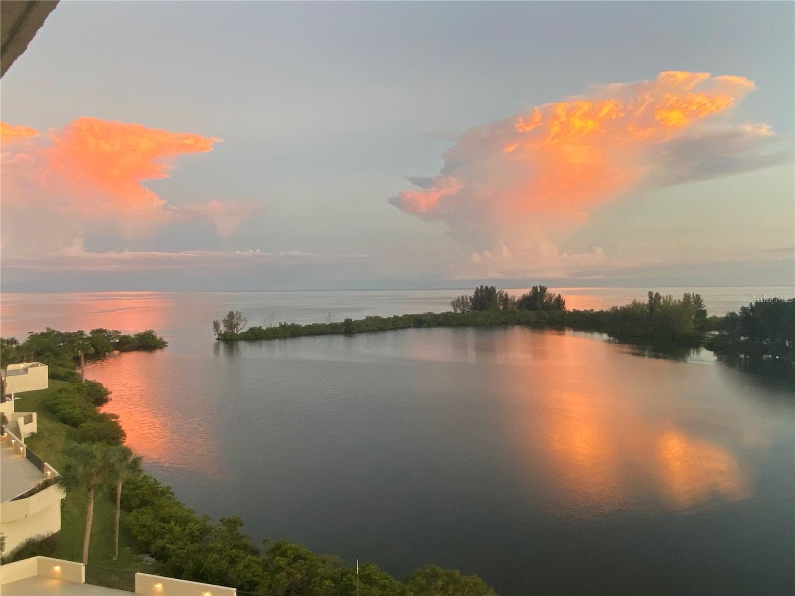 Image 39 of 66 For 6009 Sea Ranch Drive 314