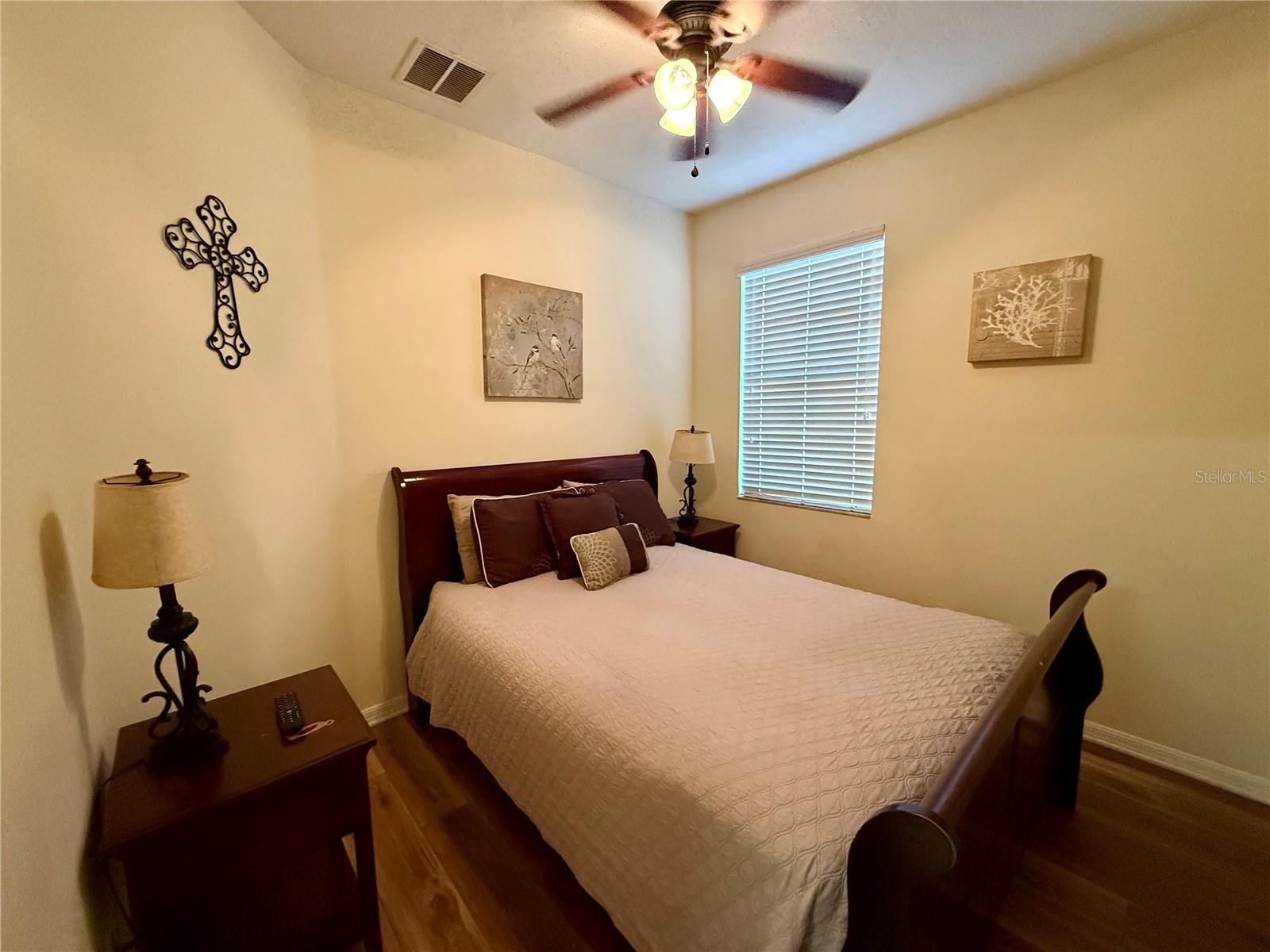 Image 9 of 12 For 2824 Oakwater Drive 2824