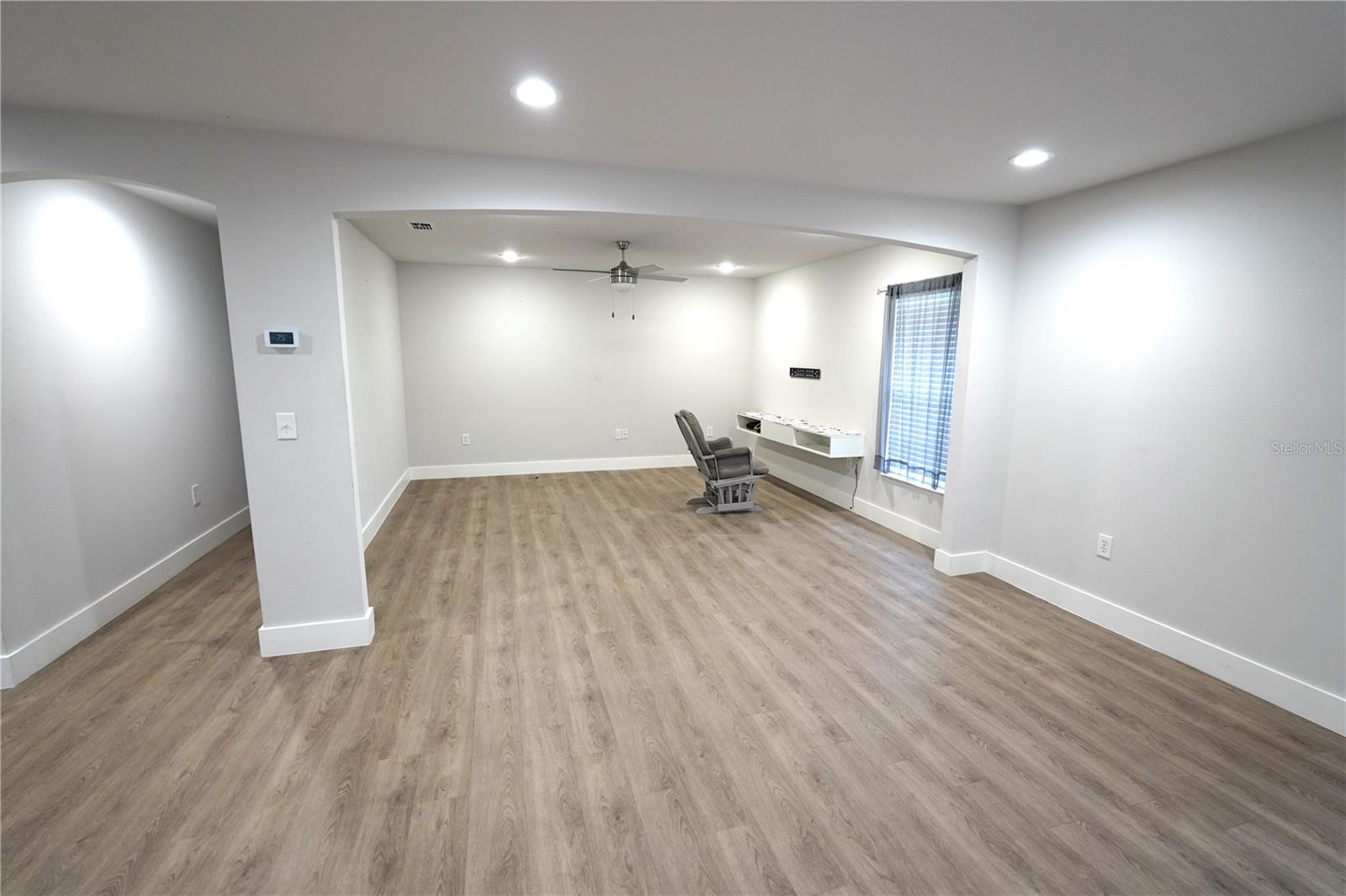 Image 4 of 14 For 157 Owenshire Circle