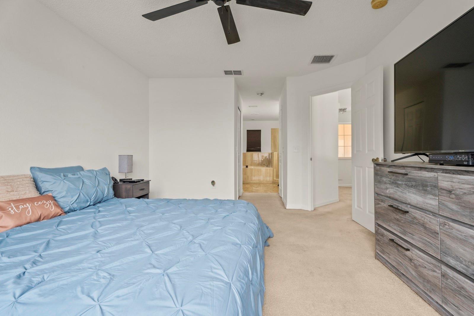 Image 31 of 41 For 1911 Michigan Court