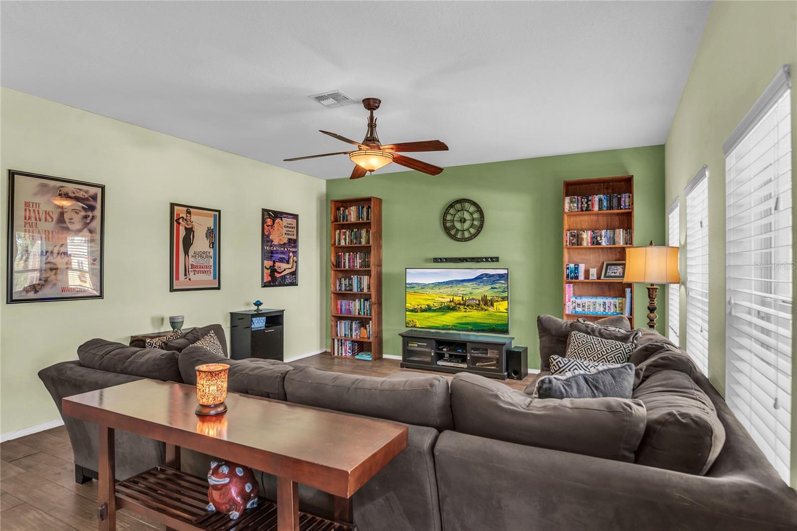 Image 18 of 55 For 2962 Inca Avenue