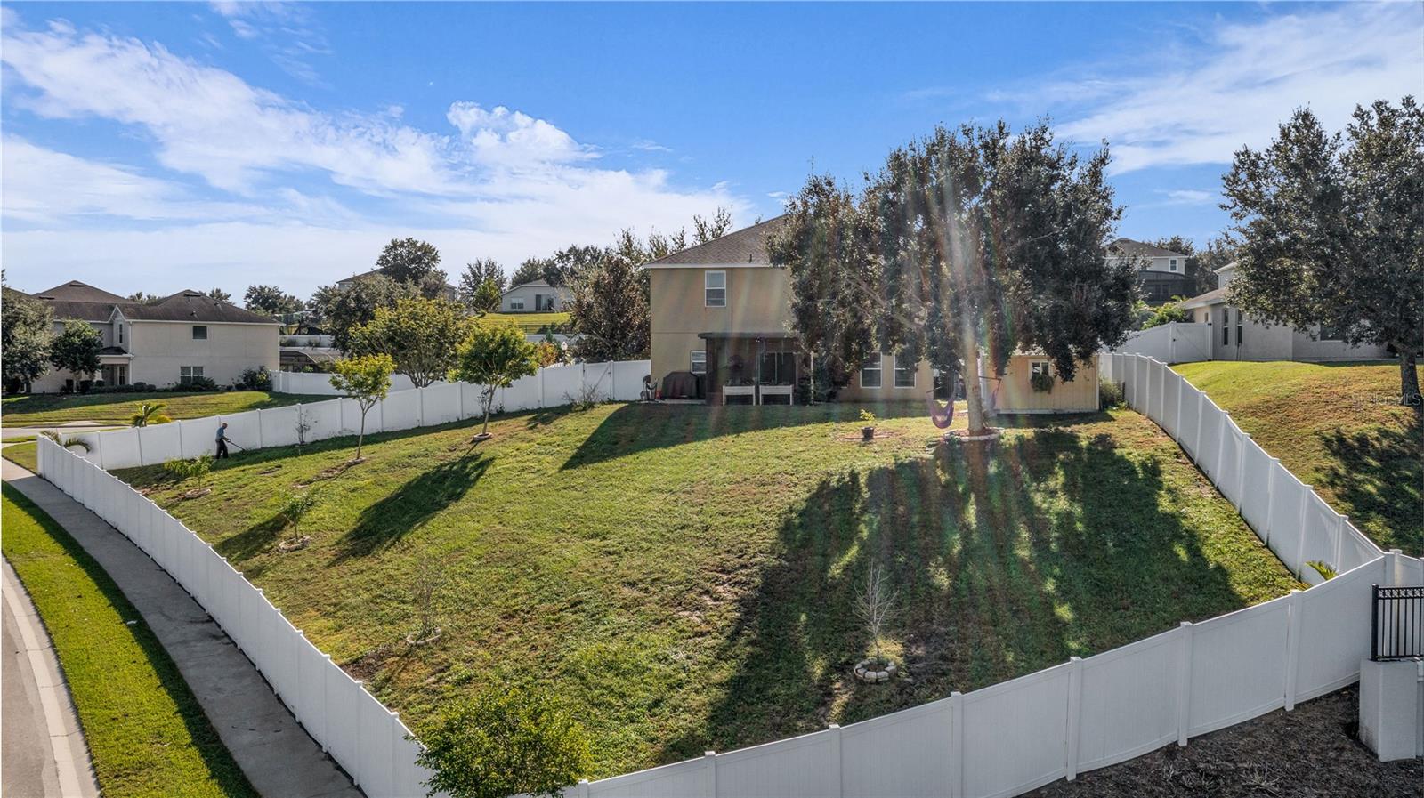 Image 40 of 55 For 2962 Inca Avenue