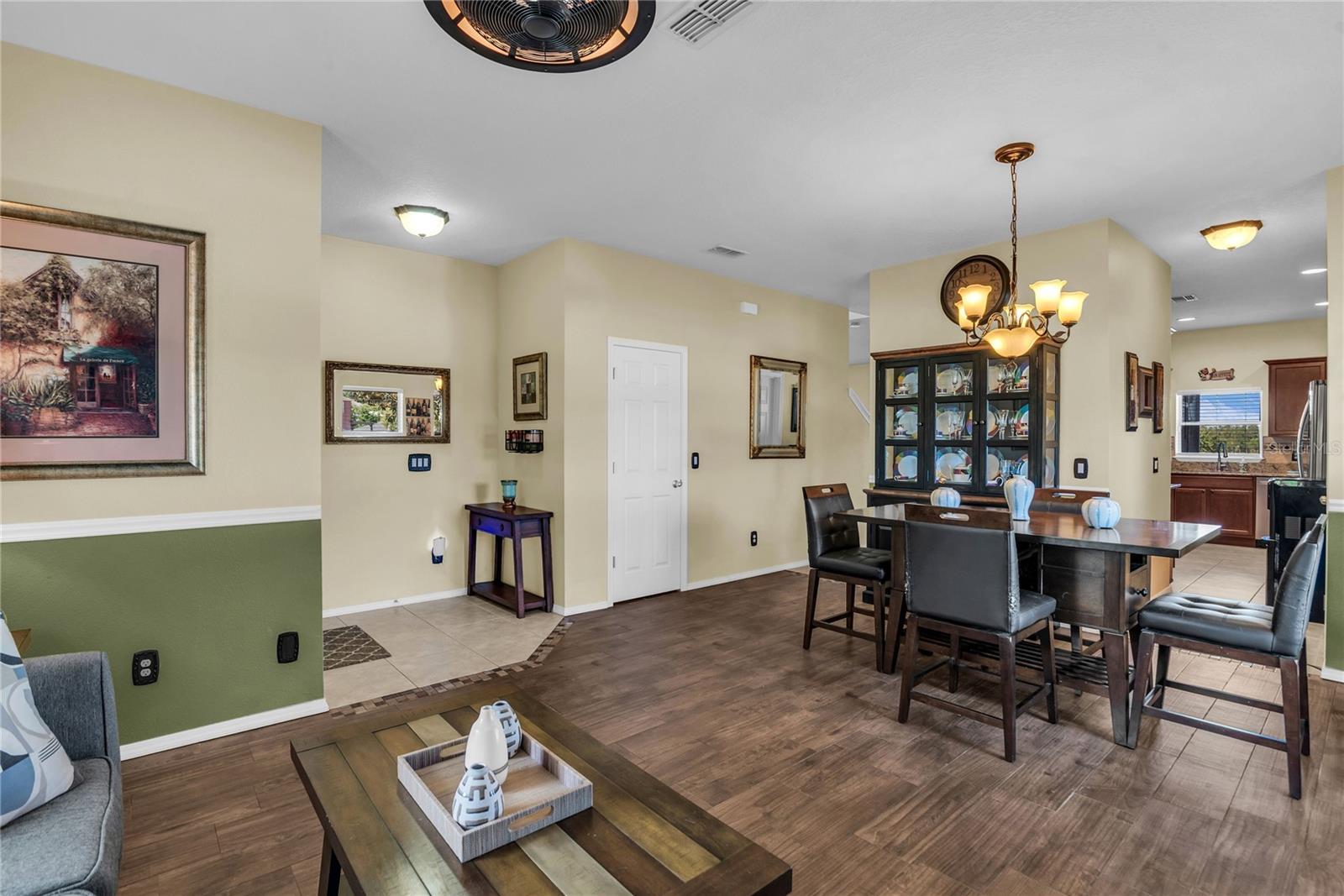 Image 7 of 55 For 2962 Inca Avenue