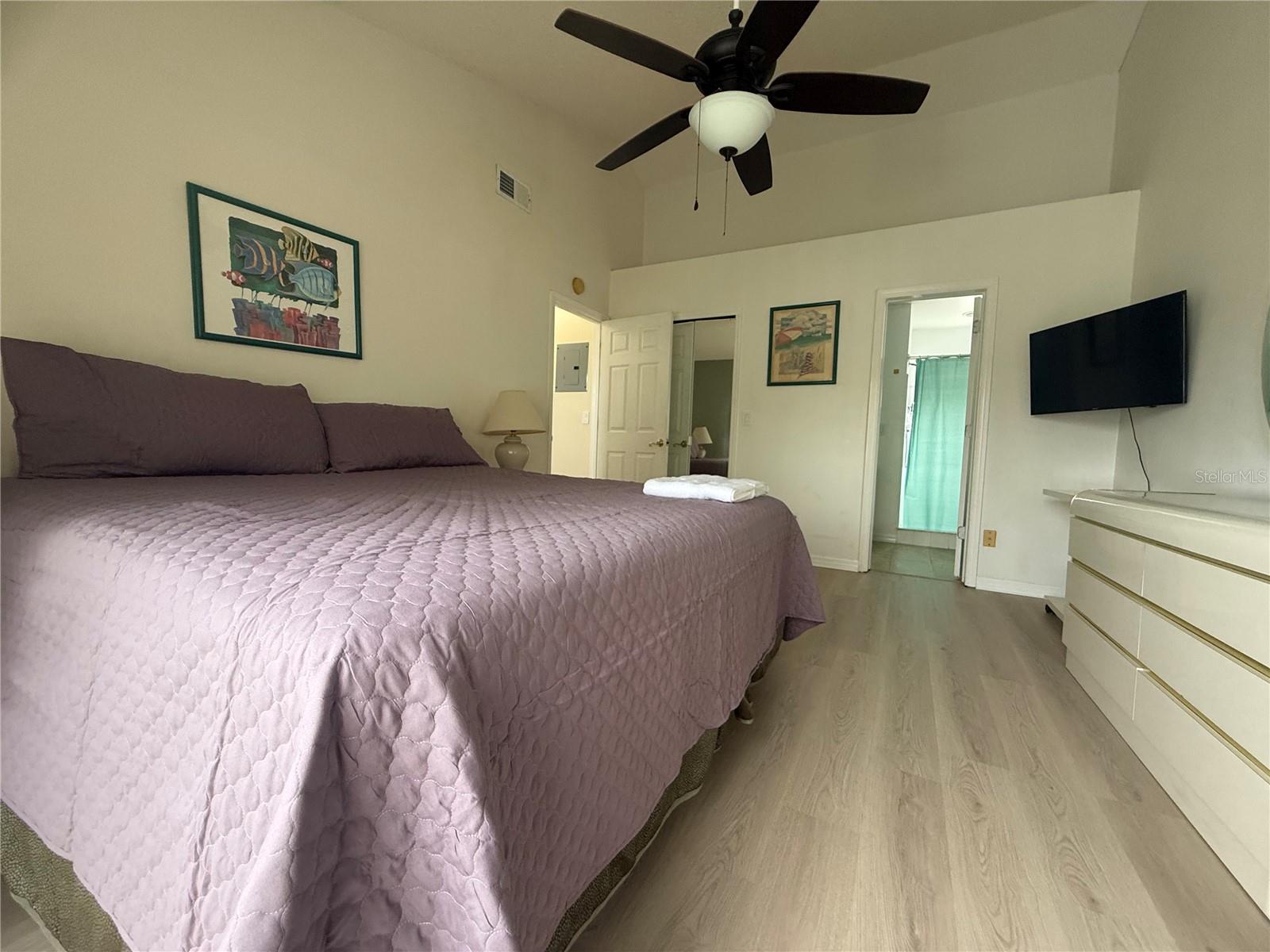 Image 16 of 25 For 2459 Sweetwater Club Circle 16